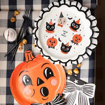 VHP1340 - Vintage Halloween Characters Plate