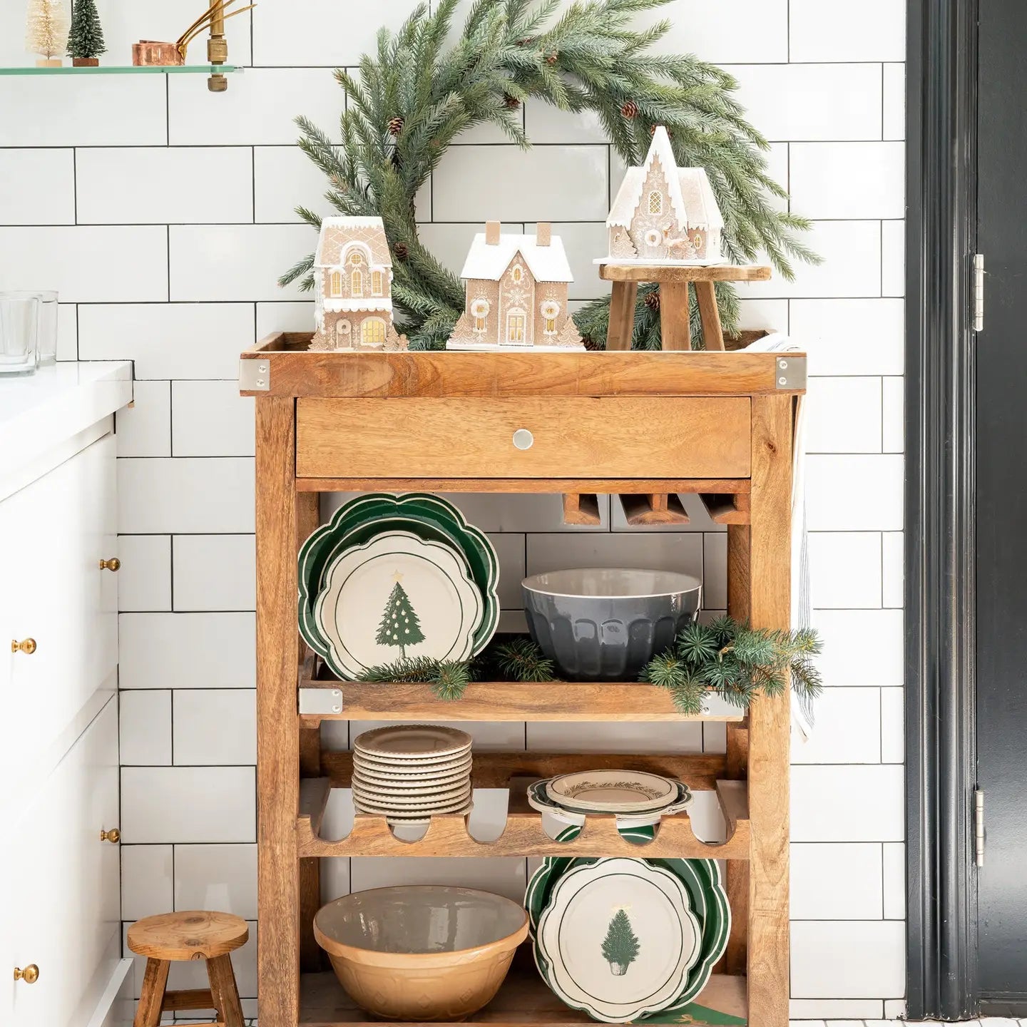 Christmas Lane Plate Set