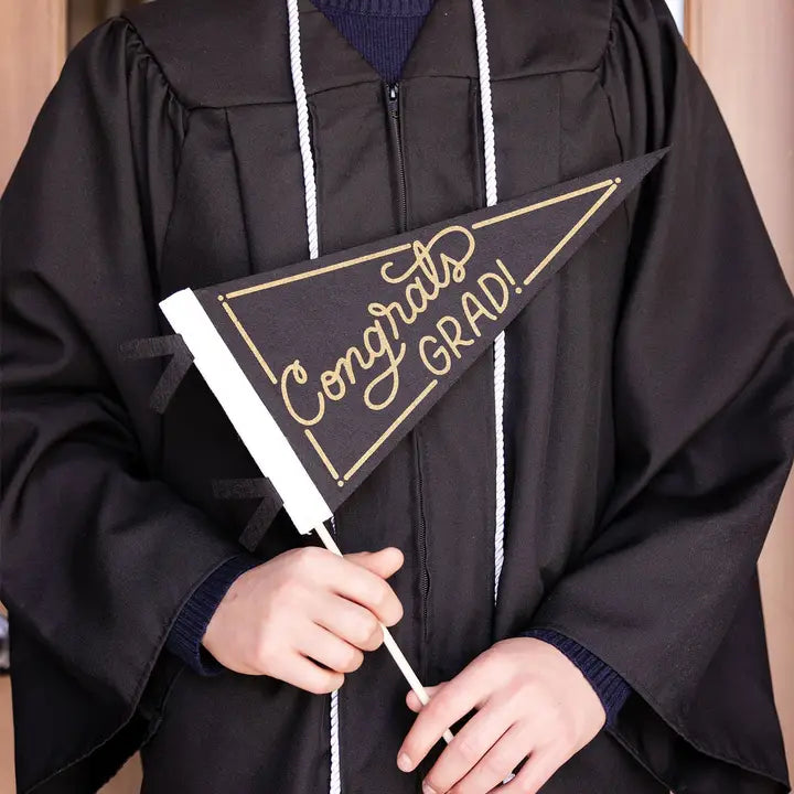 Congrats Grad Felt Pennant Banner